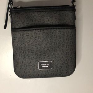 Guess crossbody